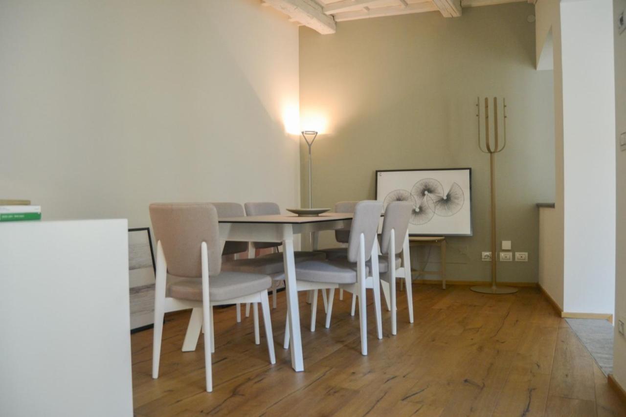 Joivy Fulcorina Apartment Milan Bagian luar foto