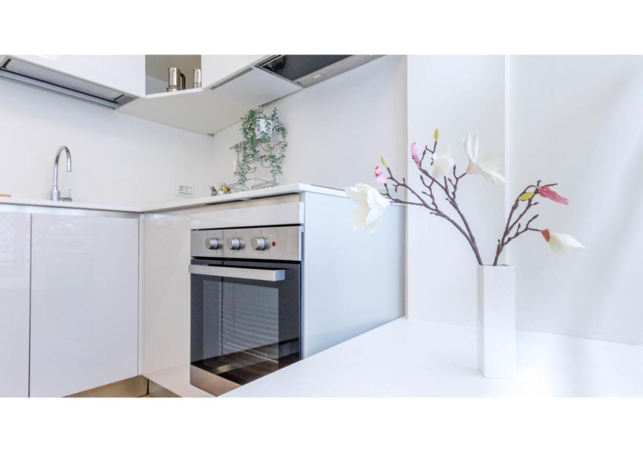 Joivy Fulcorina Apartment Milan Bagian luar foto